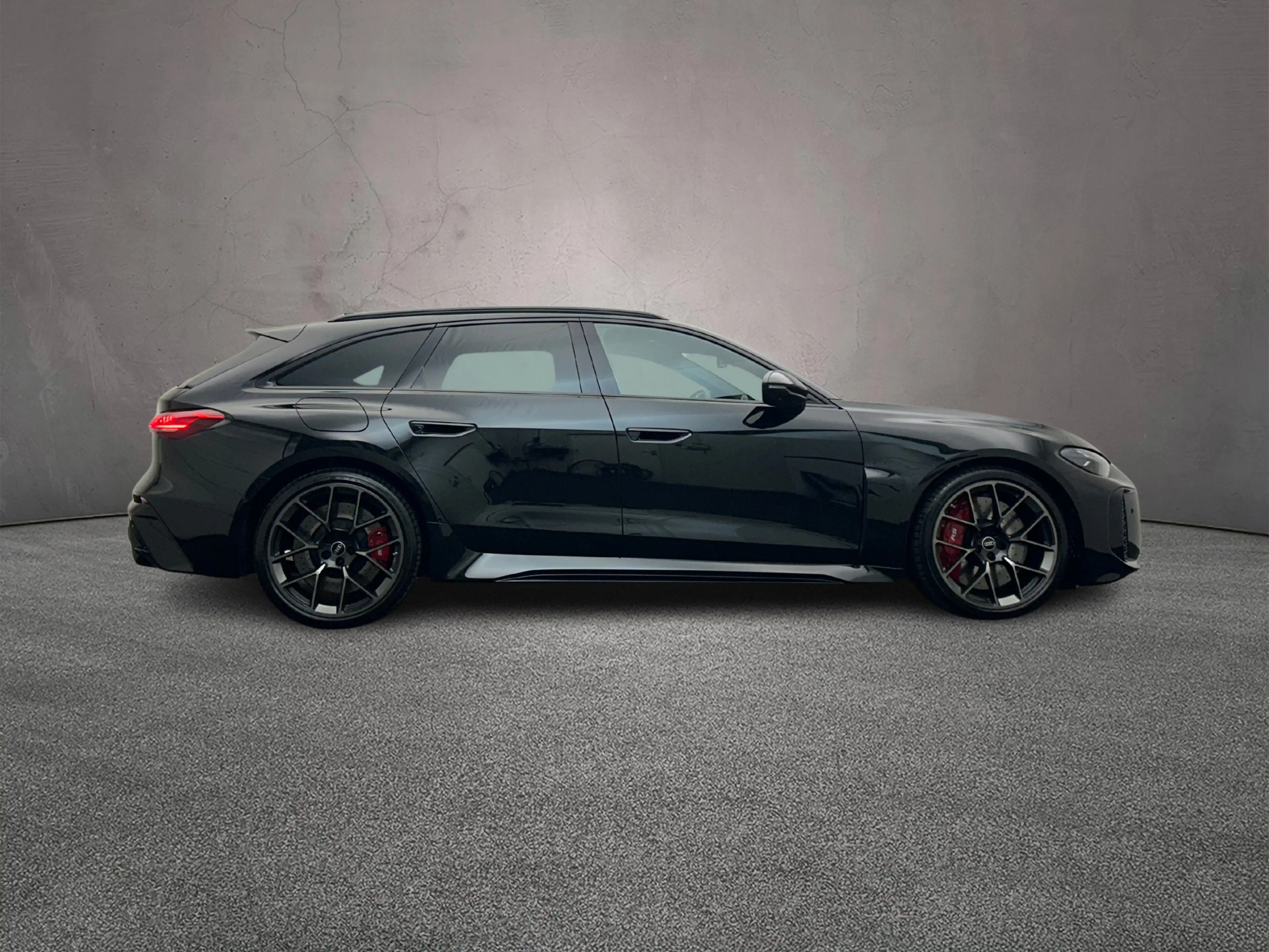 Audi RS5 Avant e-hybrid quattro 639pk RS 5 — photo 8