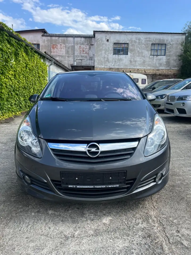Opel Corsa D Sport 1,4 OPC-Line*101 PS*NAVI* Сірий - 2