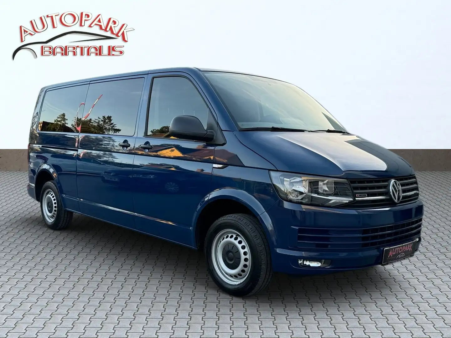 Volkswagen T6 Kombi LR 2,0 TDI 4Motion BMT**STANDHEIZUNG** Blau - 2