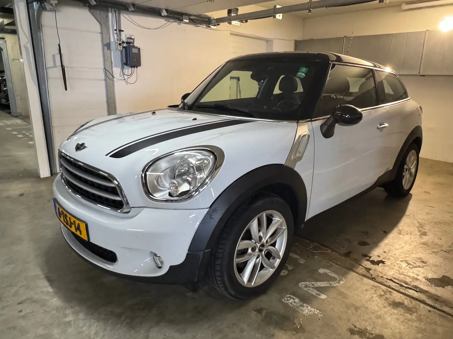 MINI Cooper Paceman Cooper 1.6 Chili Wit - 1