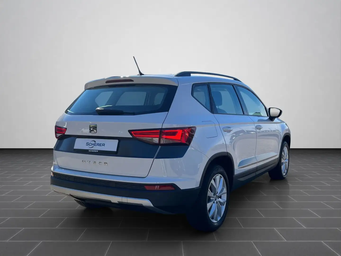 SEAT Ateca 1.6 TDI Style Ecomotive Weiß - 2