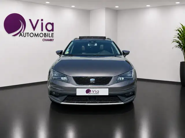 Seat Leon view 2