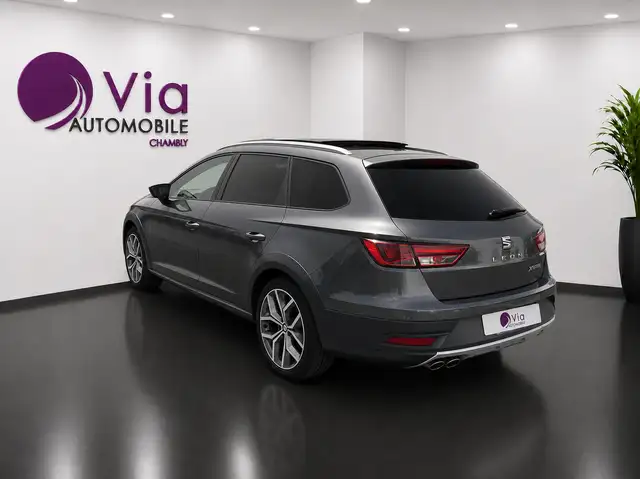 Seat Leon view 7