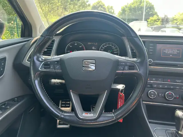 Seat Leon view 13