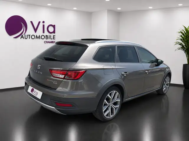 Seat Leon view 4