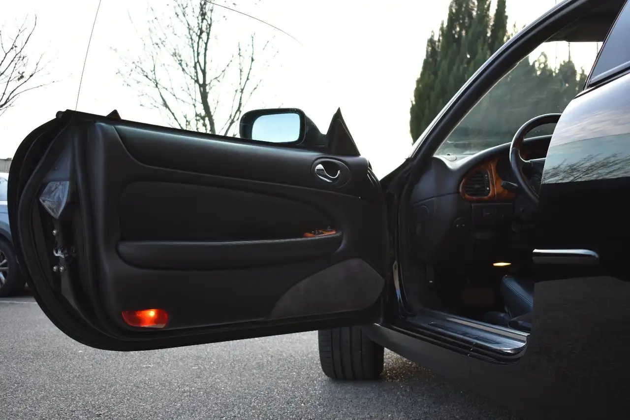 Jaguar XK8, foto 8