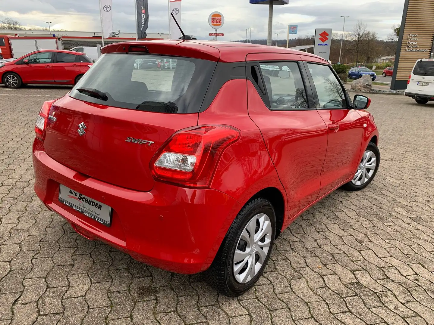 Suzuki Swift **BLUETOOTH** Rot - 2