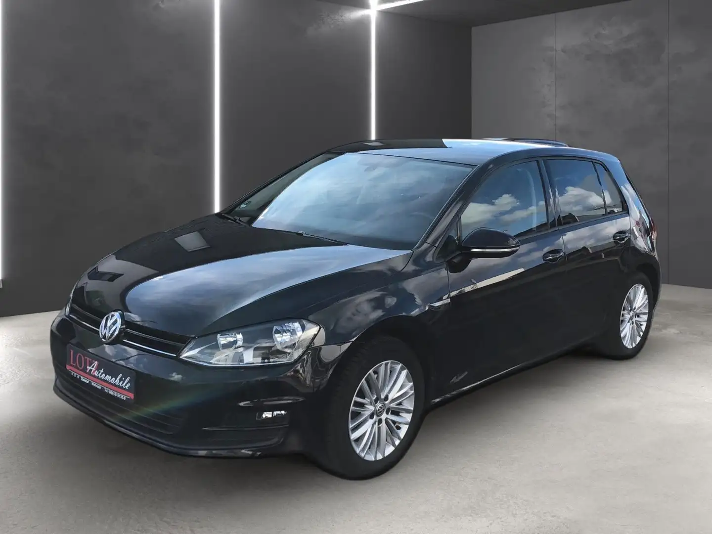 Volkswagen Golf VII Lim. Cup BMT Schwarz - 2