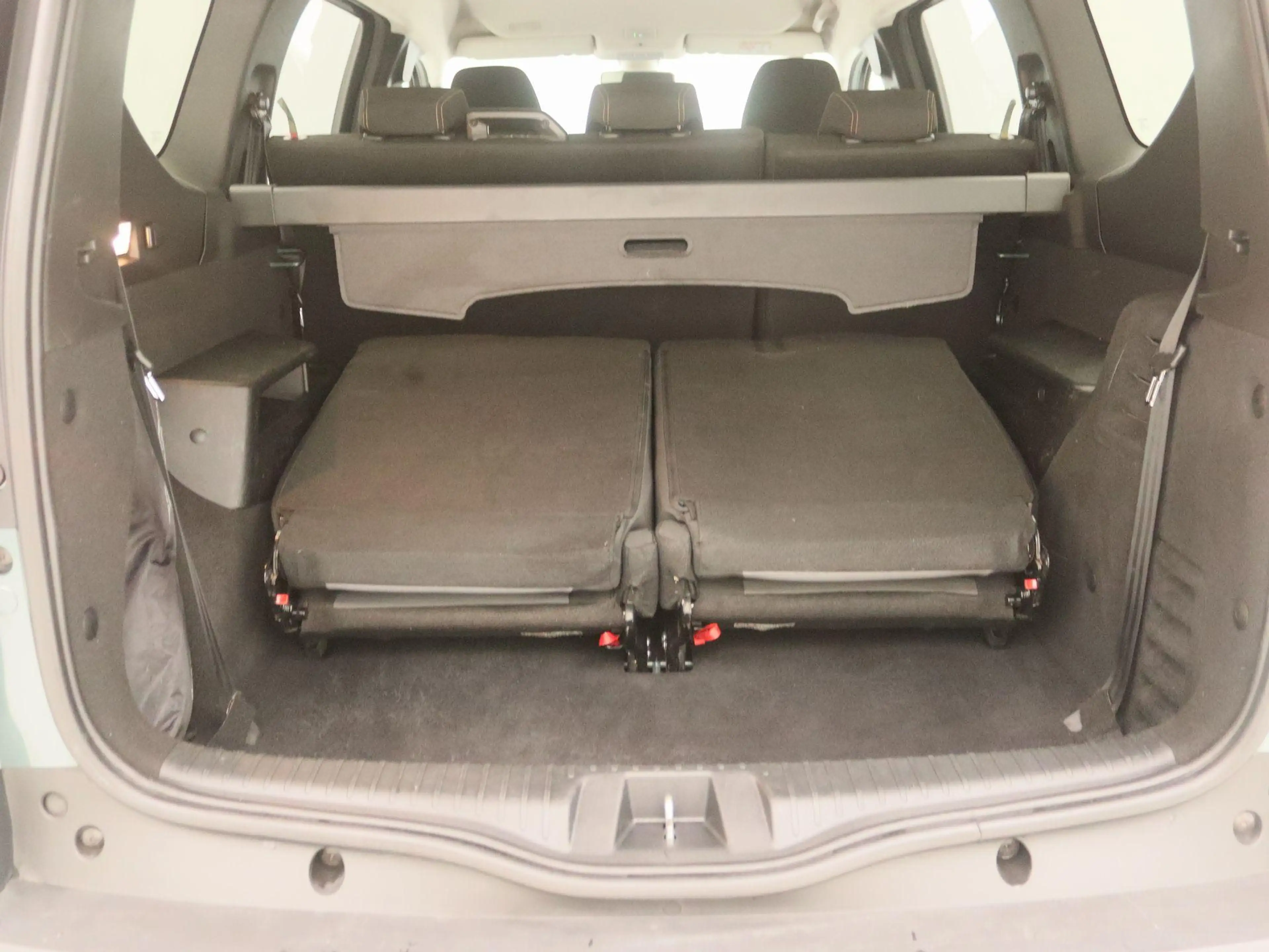 Dacia Jogger TCe 110 Extreme 7p. | Medianav met Apple CarPlay & — photo 14
