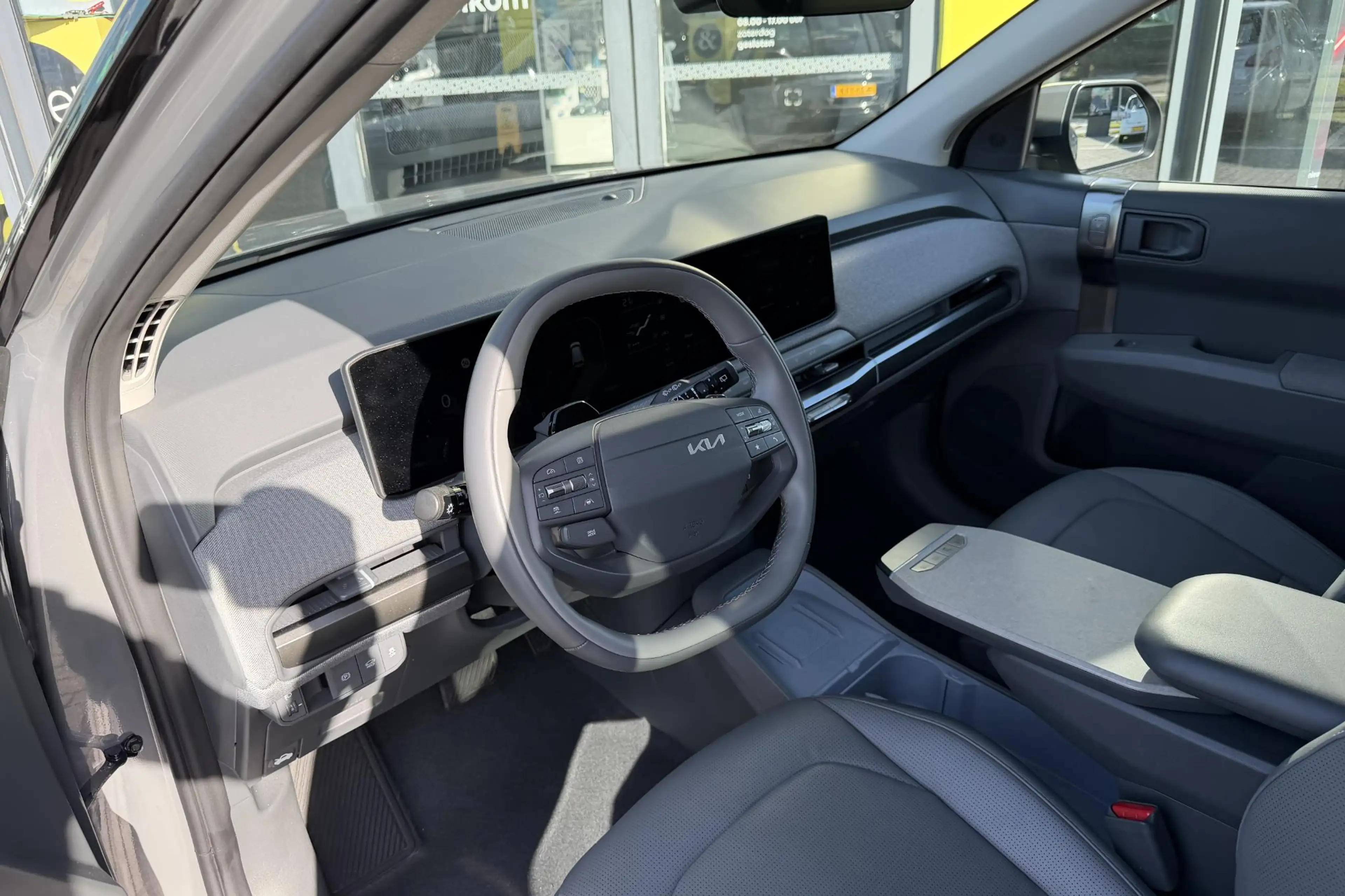 Kia EV3 Plus Advanced 81.4 kWh — photo 7