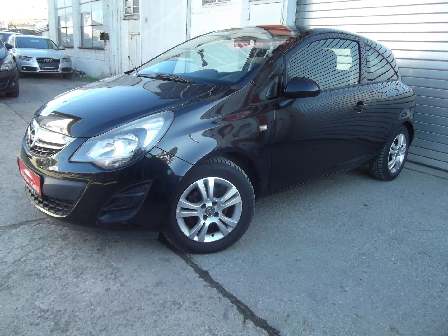 Opel Corsa D 1,4i Edition wenig Km - 1
