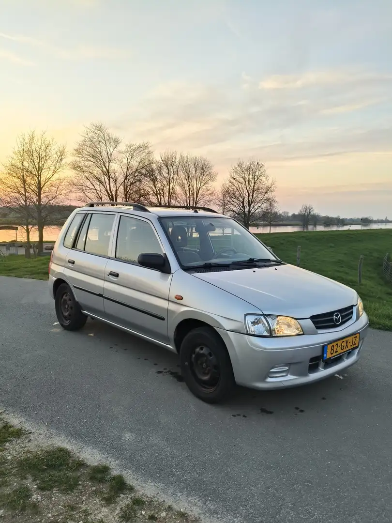 Mazda Demio 1.5 Exclusive Gris - 1