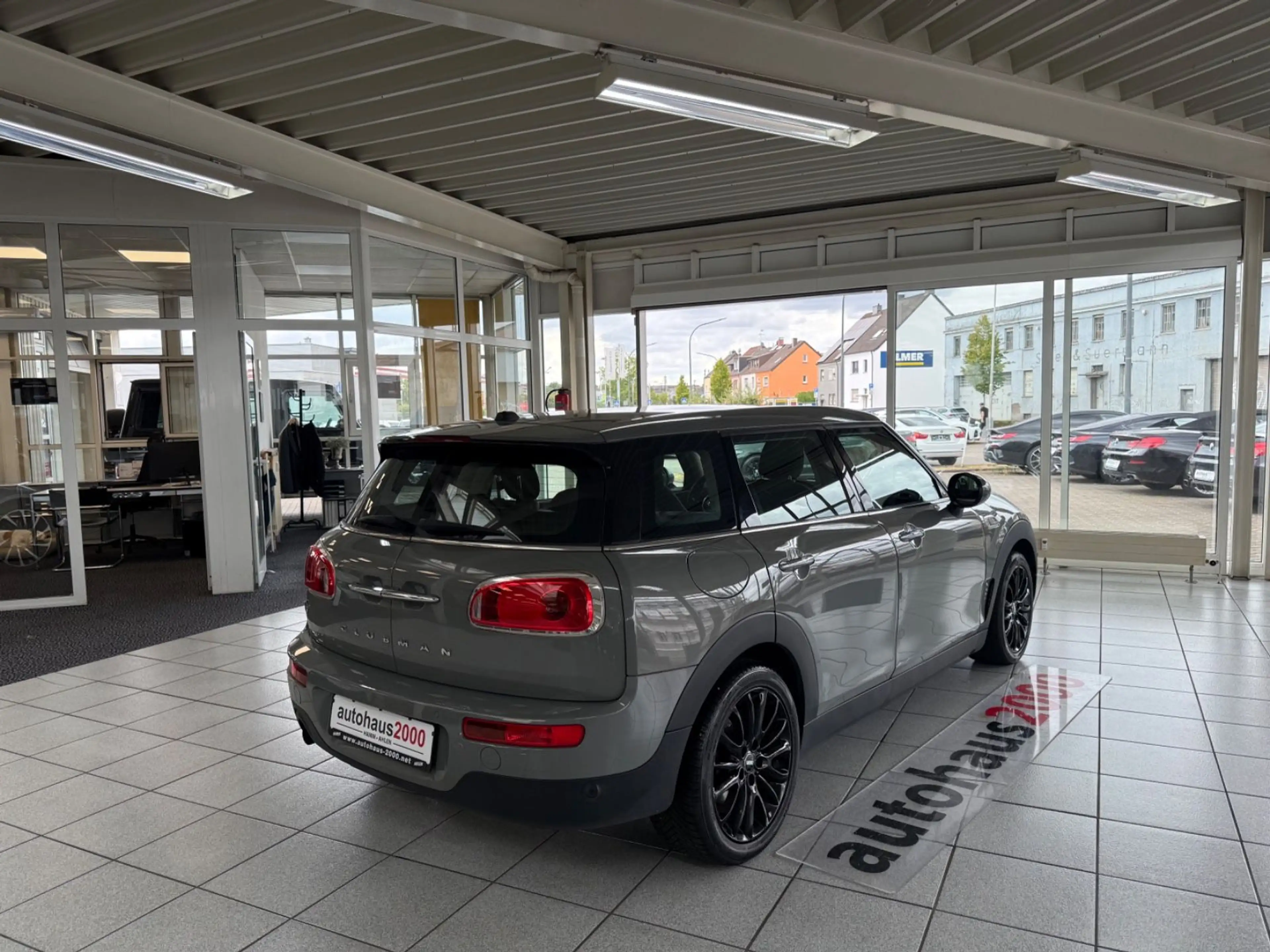 MINI One D Clubman AUT./BT/PDC V-H/KLIMA/SHZ/PEPPER — photo 3