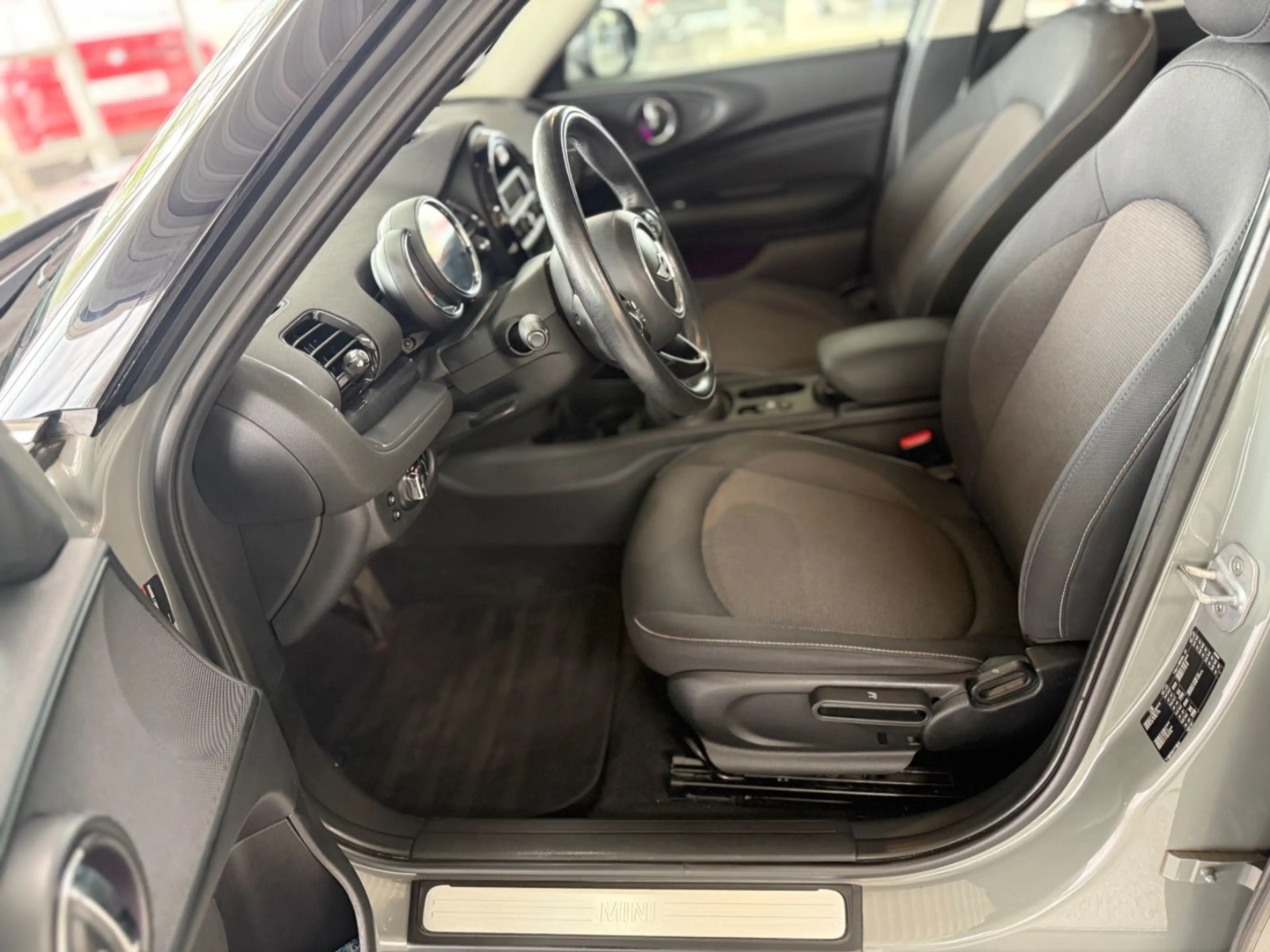 MINI One D Clubman AUT./BT/PDC V-H/KLIMA/SHZ/PEPPER — photo 11