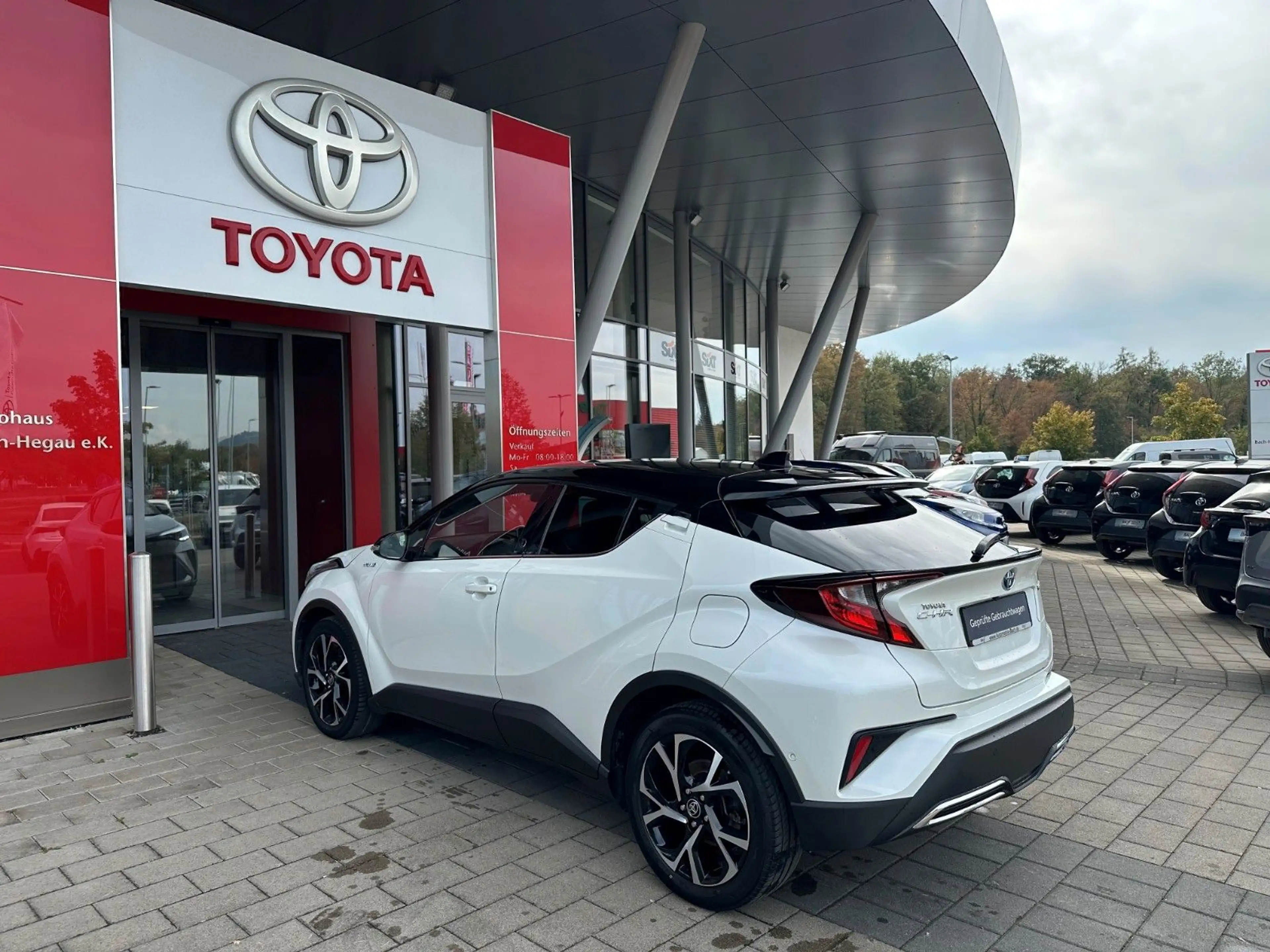Toyota C-HR 2.0 Hybrid Team Deutschland, KAMERA, LED — photo 6