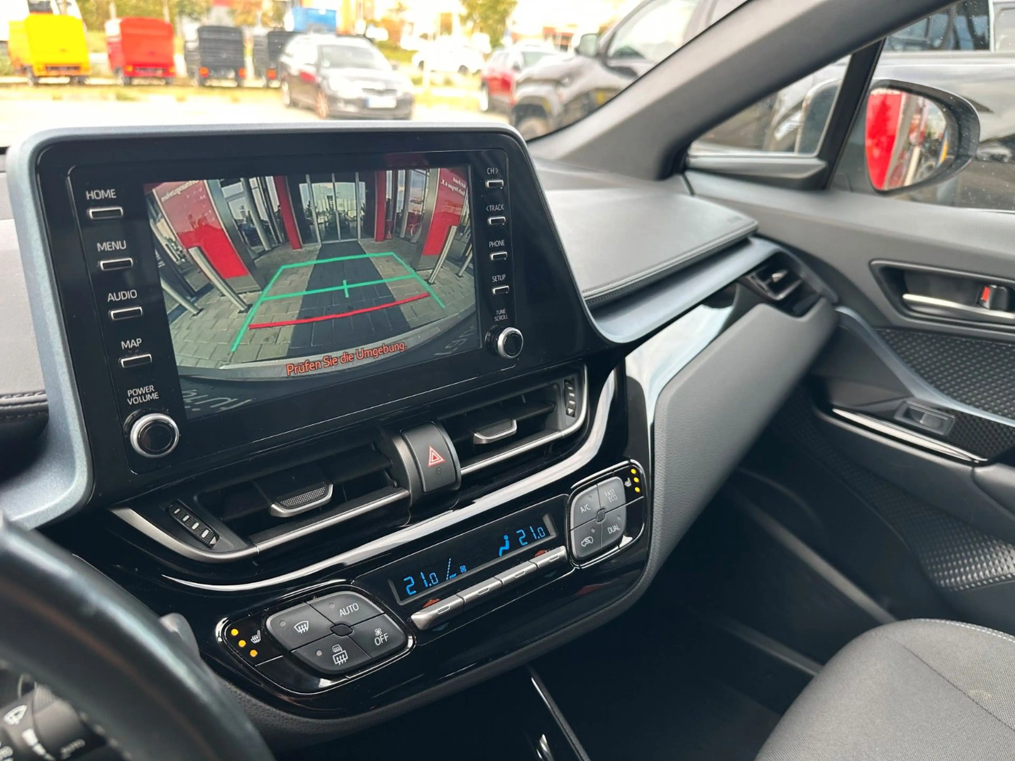 Toyota C-HR 2.0 Hybrid Team Deutschland, KAMERA, LED — photo 12