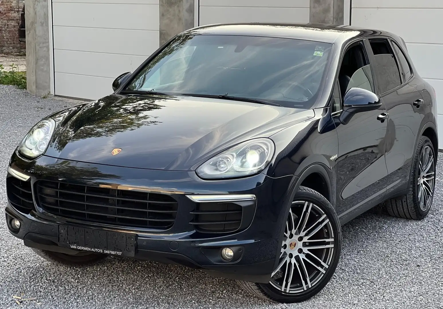 Porsche Cayenne S Hybrid Tiptronic - 1