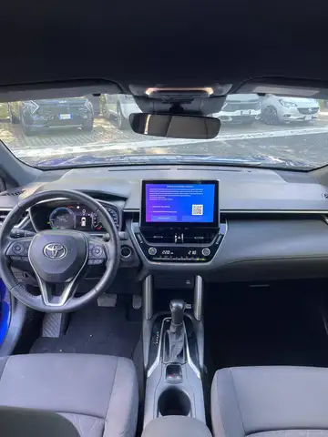 Toyota Corolla view 13