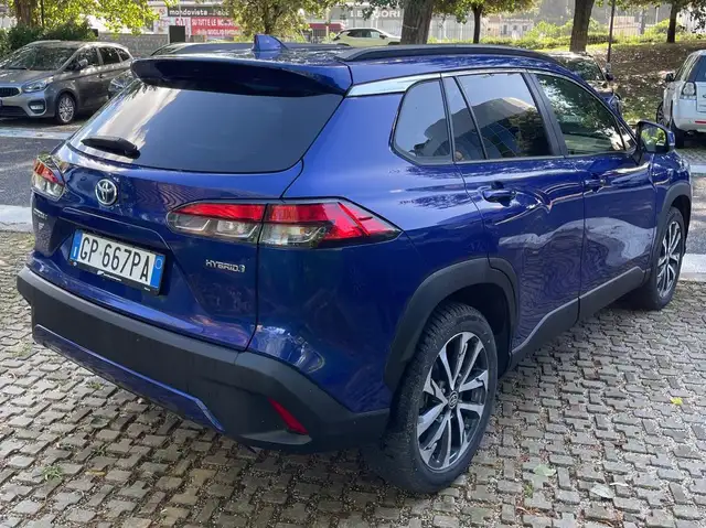 Toyota Corolla view 5