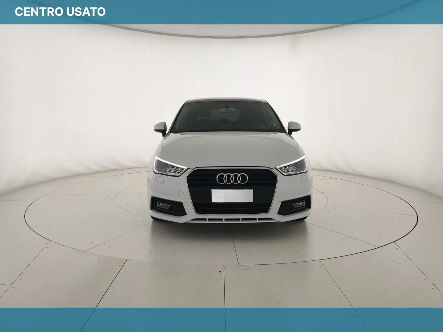 Audi A1 Sportback 1.6 TDI Admired Bianco - 2