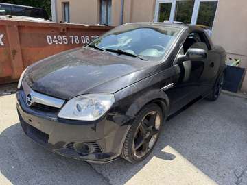 Tigra Twintop 1.4i XEP 16v Linea Rossa