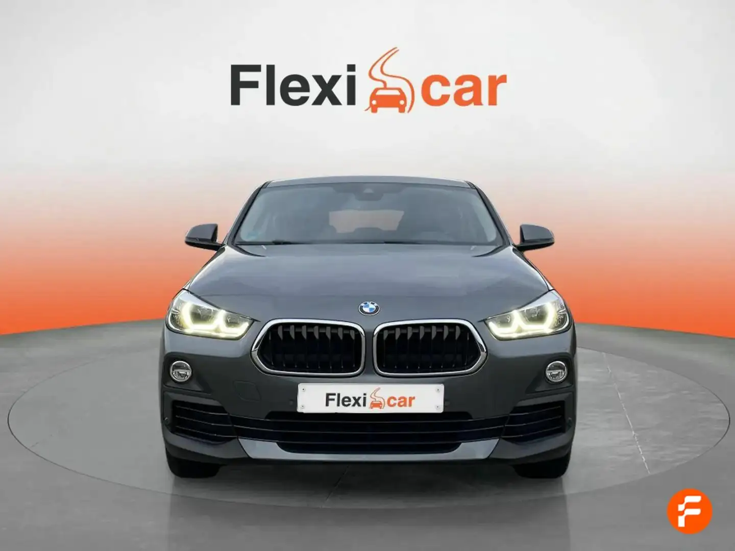 BMW X2 sDrive 18dA Gris - 2