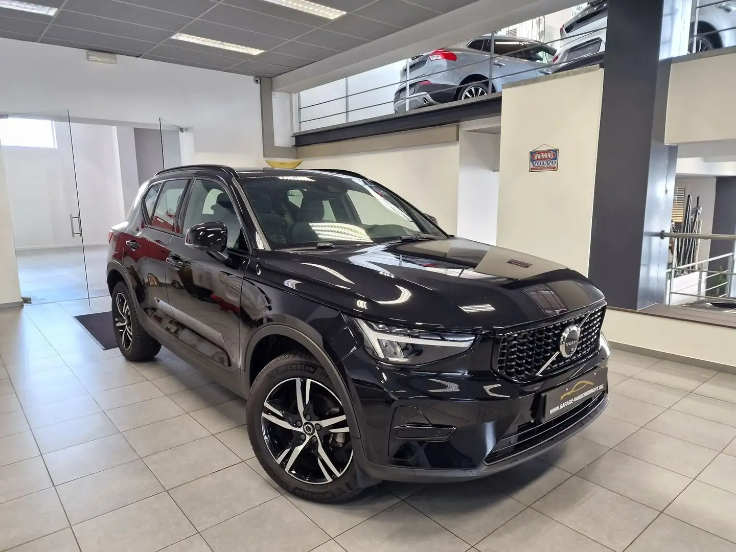 Volvo XC40 PLUS DARK BENZINE AUT-OPEN DAK-TAL VAN OPTIES Nero - 1