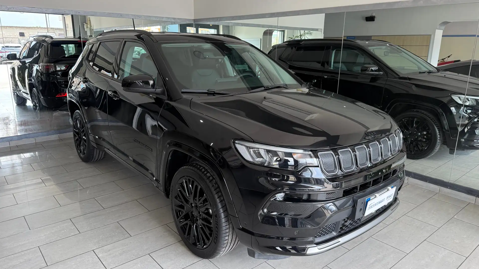 Jeep Compass 1.6 mjt MODELLO  S  130cv TOTAL BLACK Negro - 2