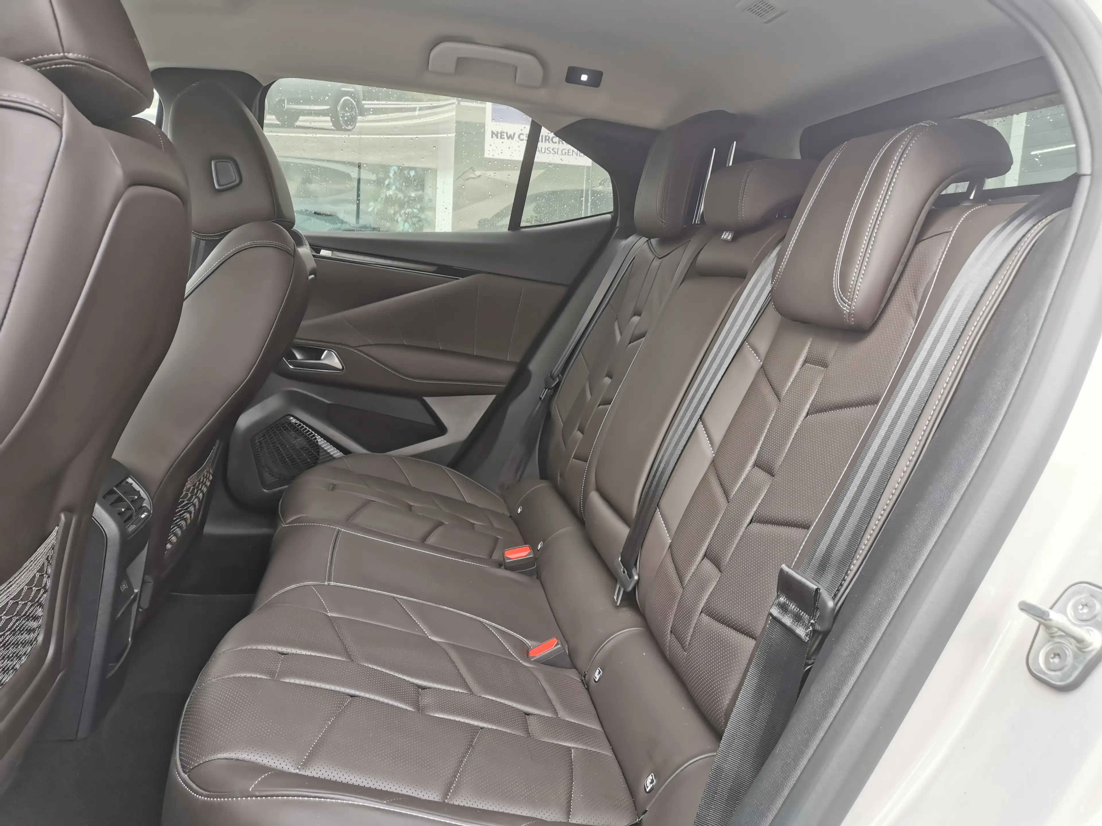 DS Automobiles DS 4 DS 4 1.5 BlueHDi Etoile — photo 13