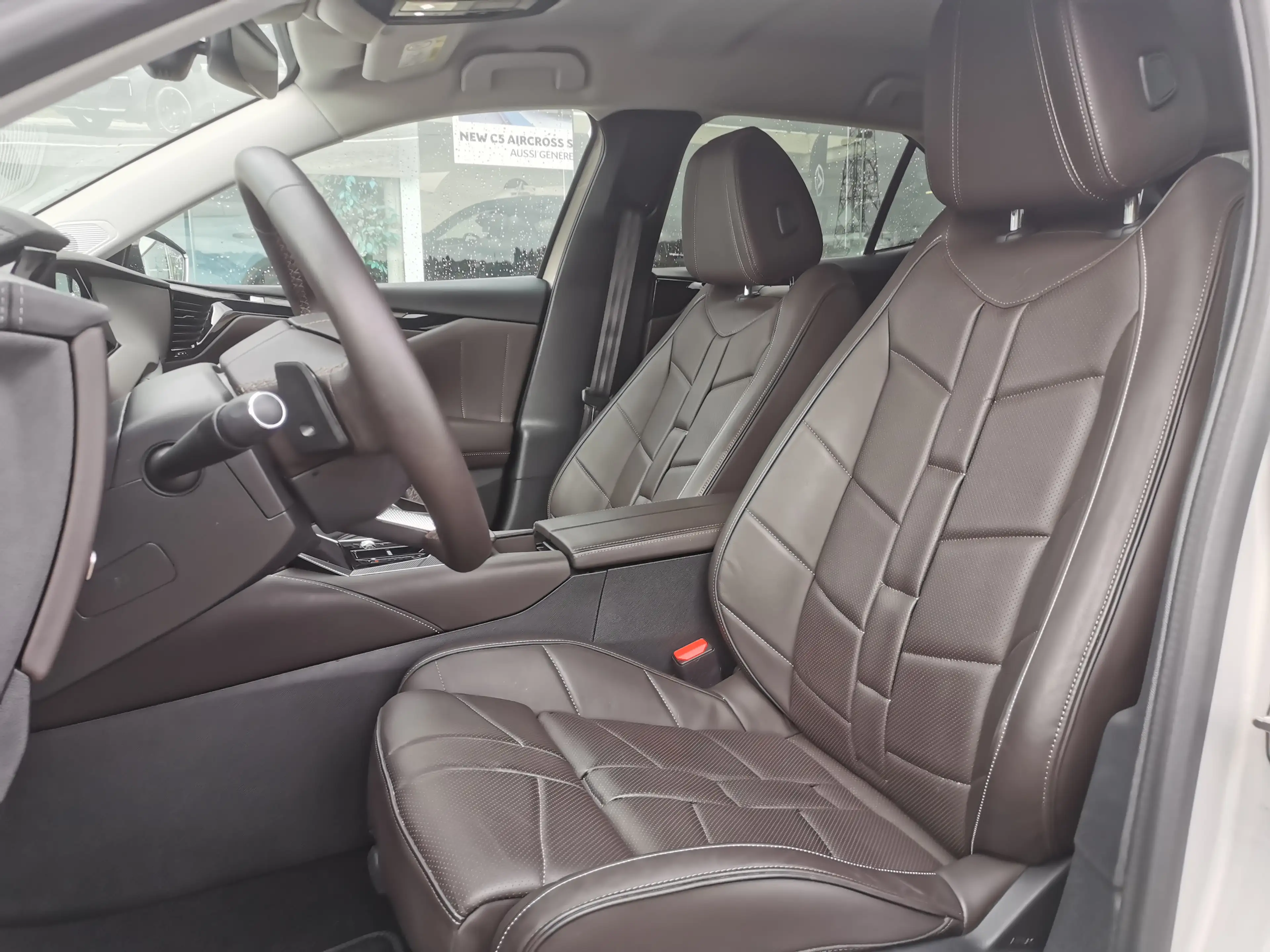 DS Automobiles DS 4 DS 4 1.5 BlueHDi Etoile — photo 9