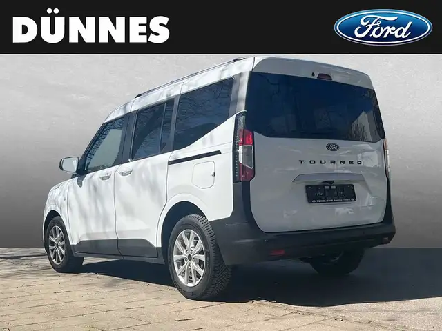 Ford Tourneo Courier view 6