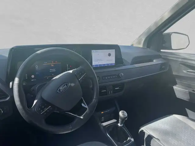Ford Tourneo Courier view 4