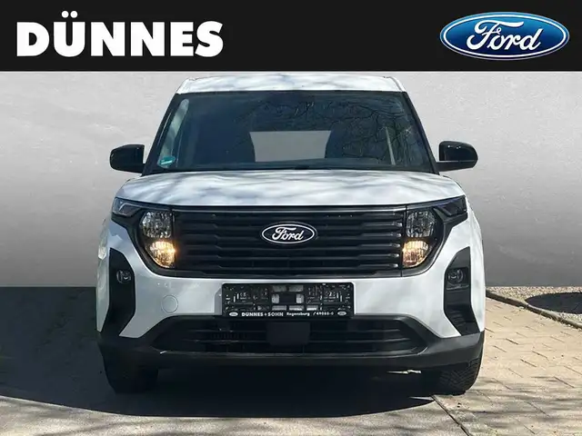 Ford Tourneo Courier view 8