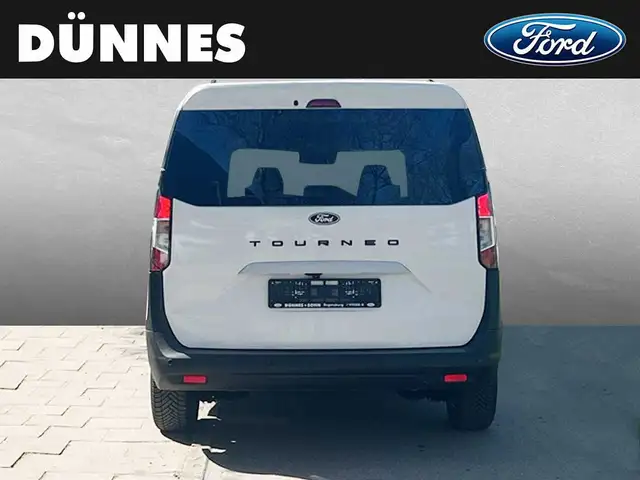 Ford Tourneo Courier view 7