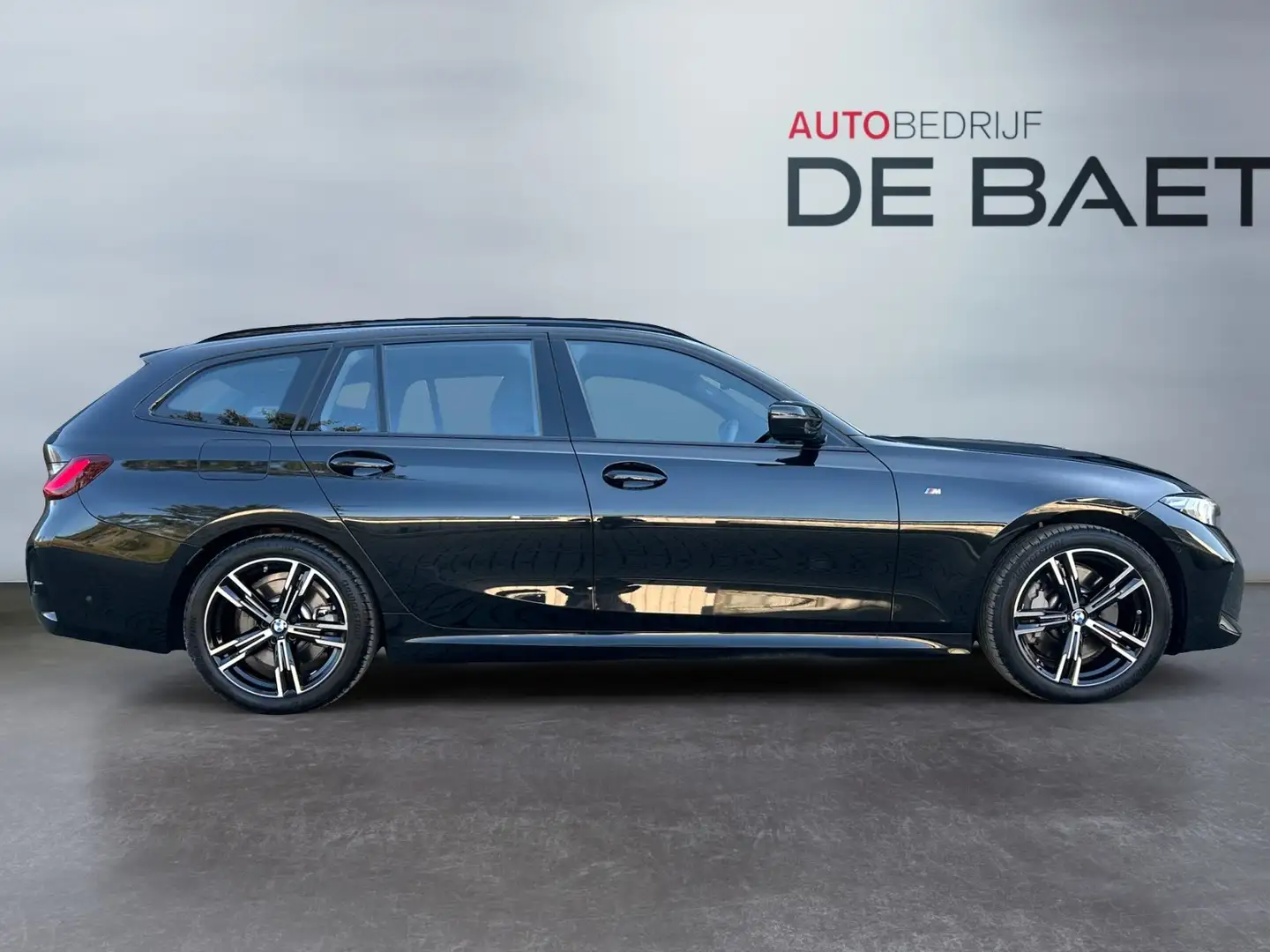 BMW 330 i 2.0B 245PK | XDRIVE | M-SPORT | AUTO | GARANTIE Zwart - 2