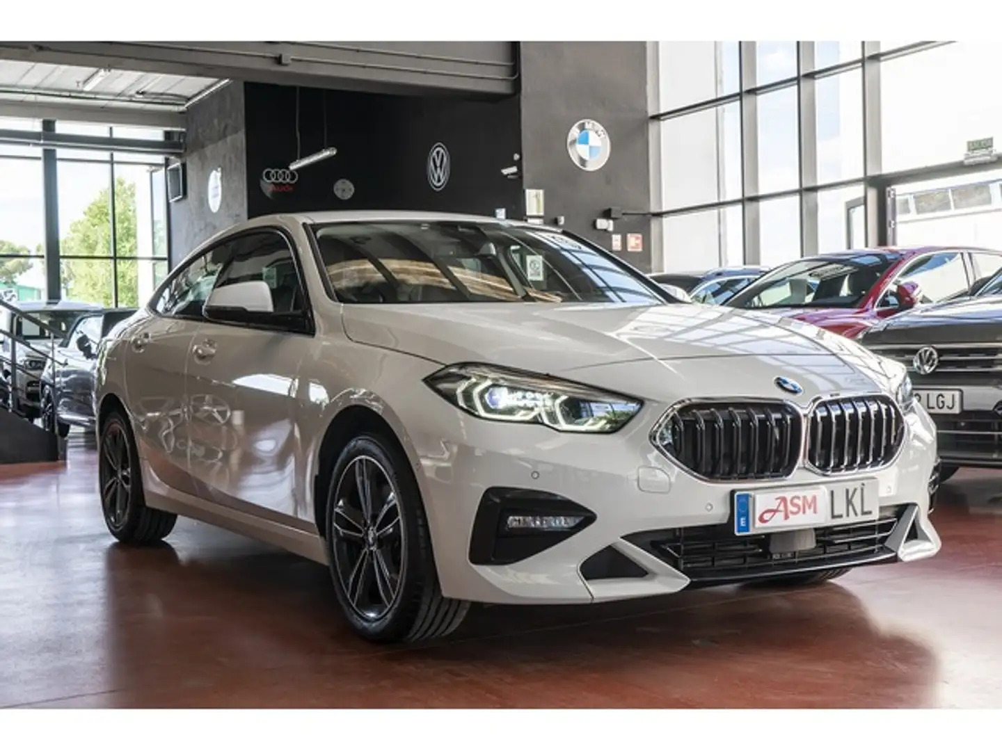 BMW 218 218iA Gran Coupé White - 2