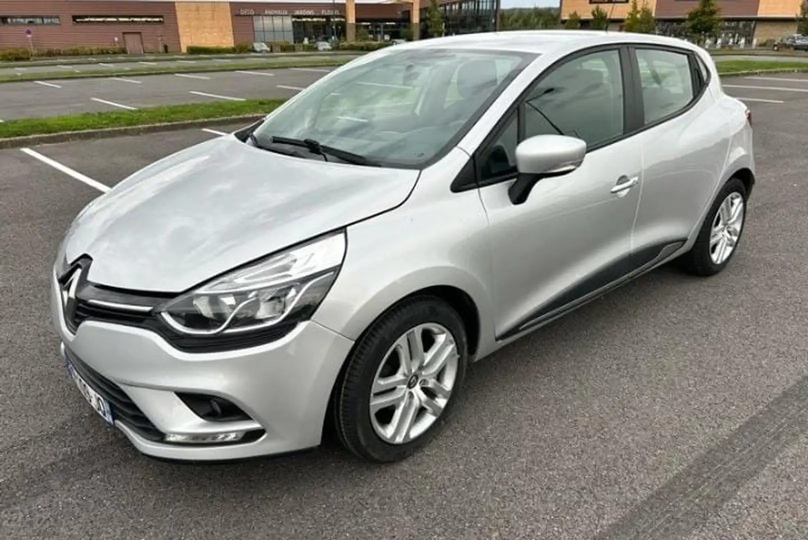 Renault Clio 4 dci75 Gris - 1