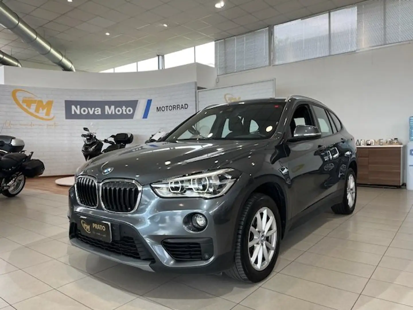 BMW X1 sdrive18d Business auto my18 Grigio - 1