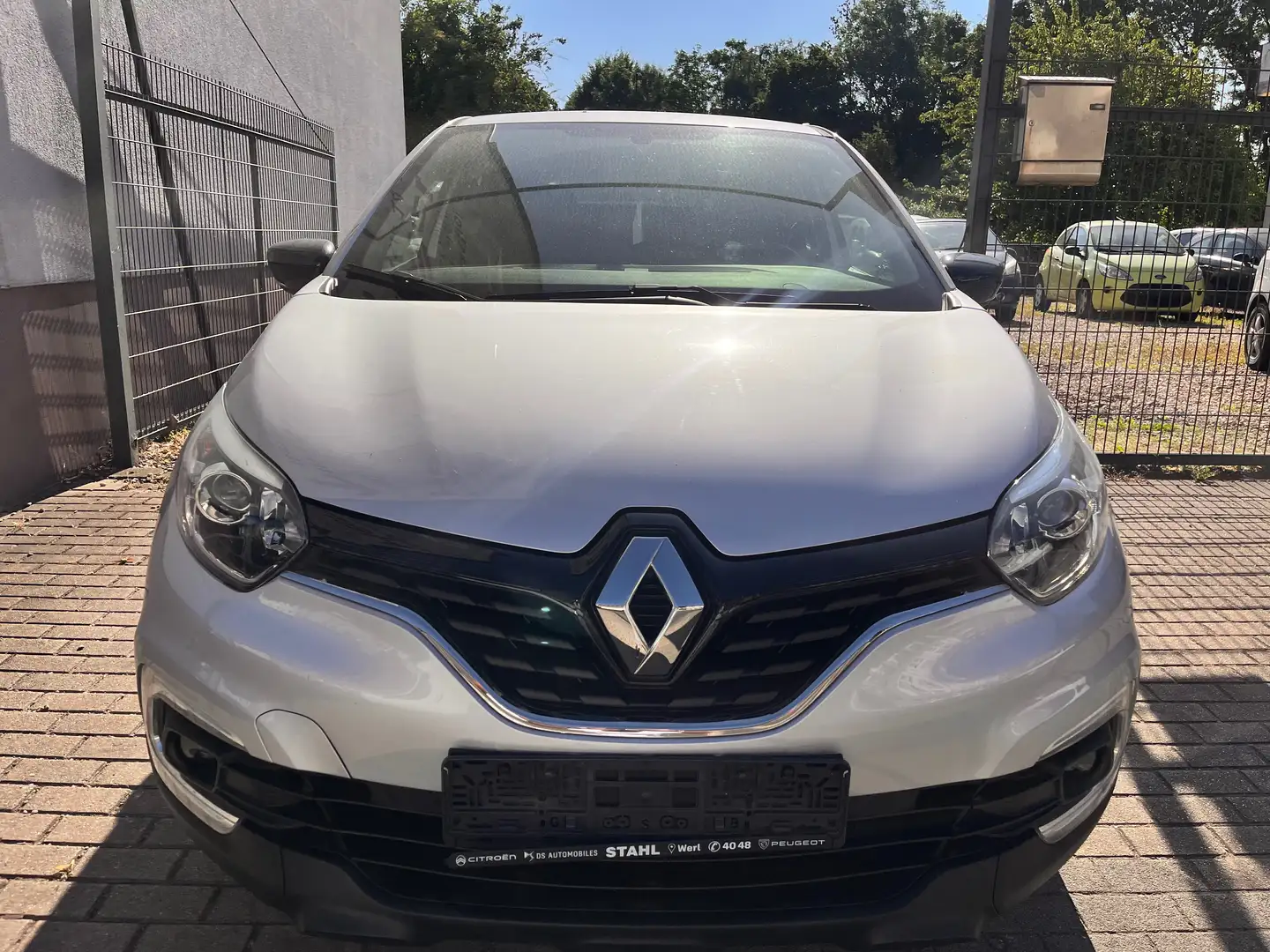 Renault Captur Limited Gris - 1
