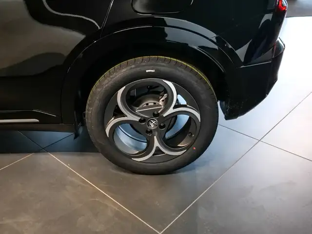 Alfa Romeo Junior view 4