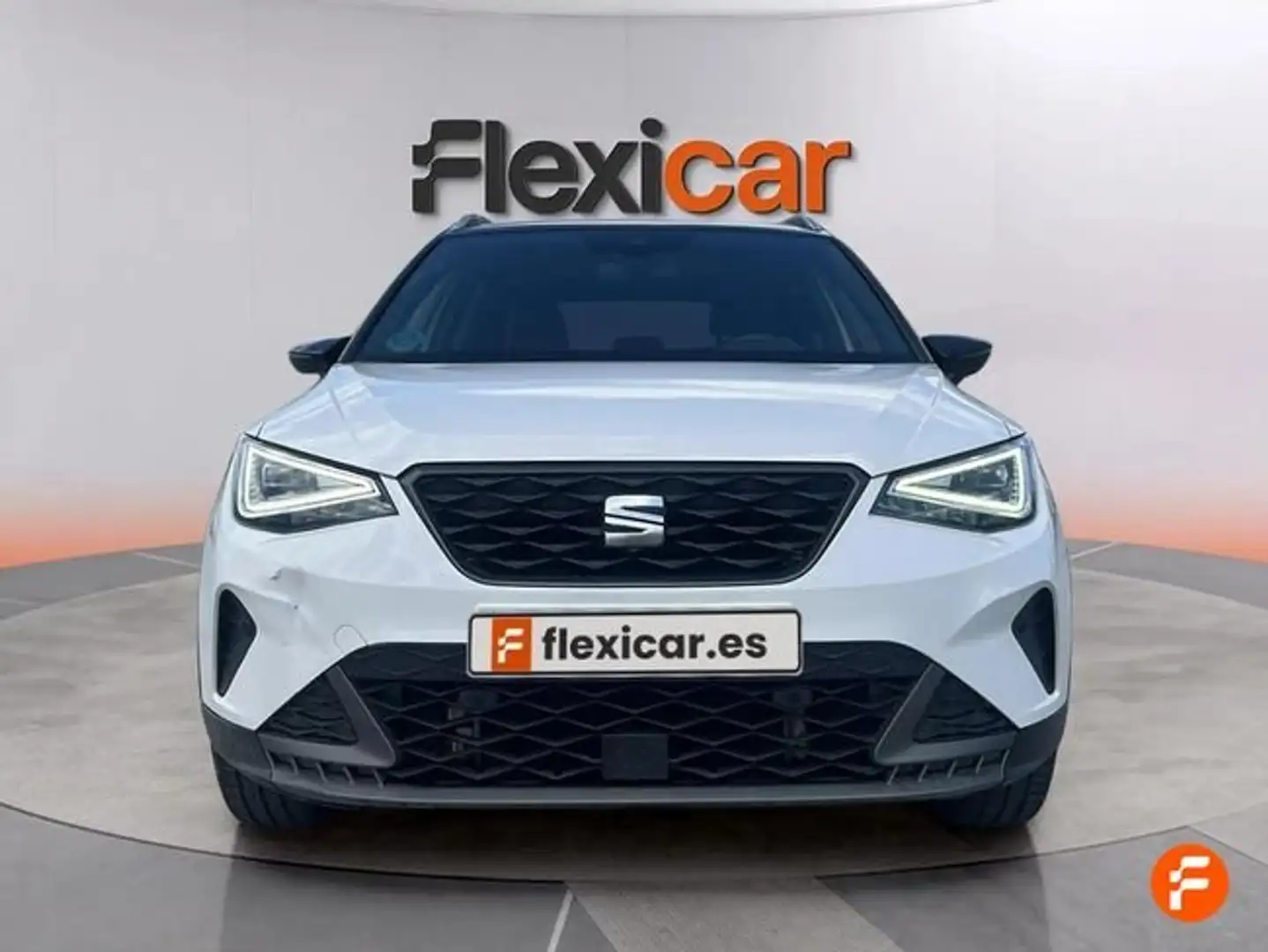 SEAT Arona 1.0 TSI 81kW (110CV) FR Blanco - 2