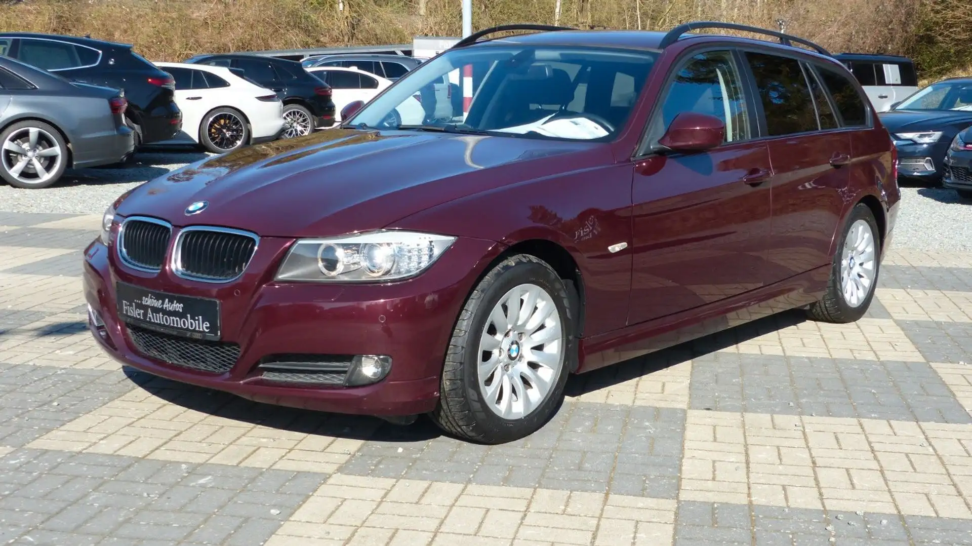 BMW 320 d Touring Autom. Xenon AHK Червоний - 1