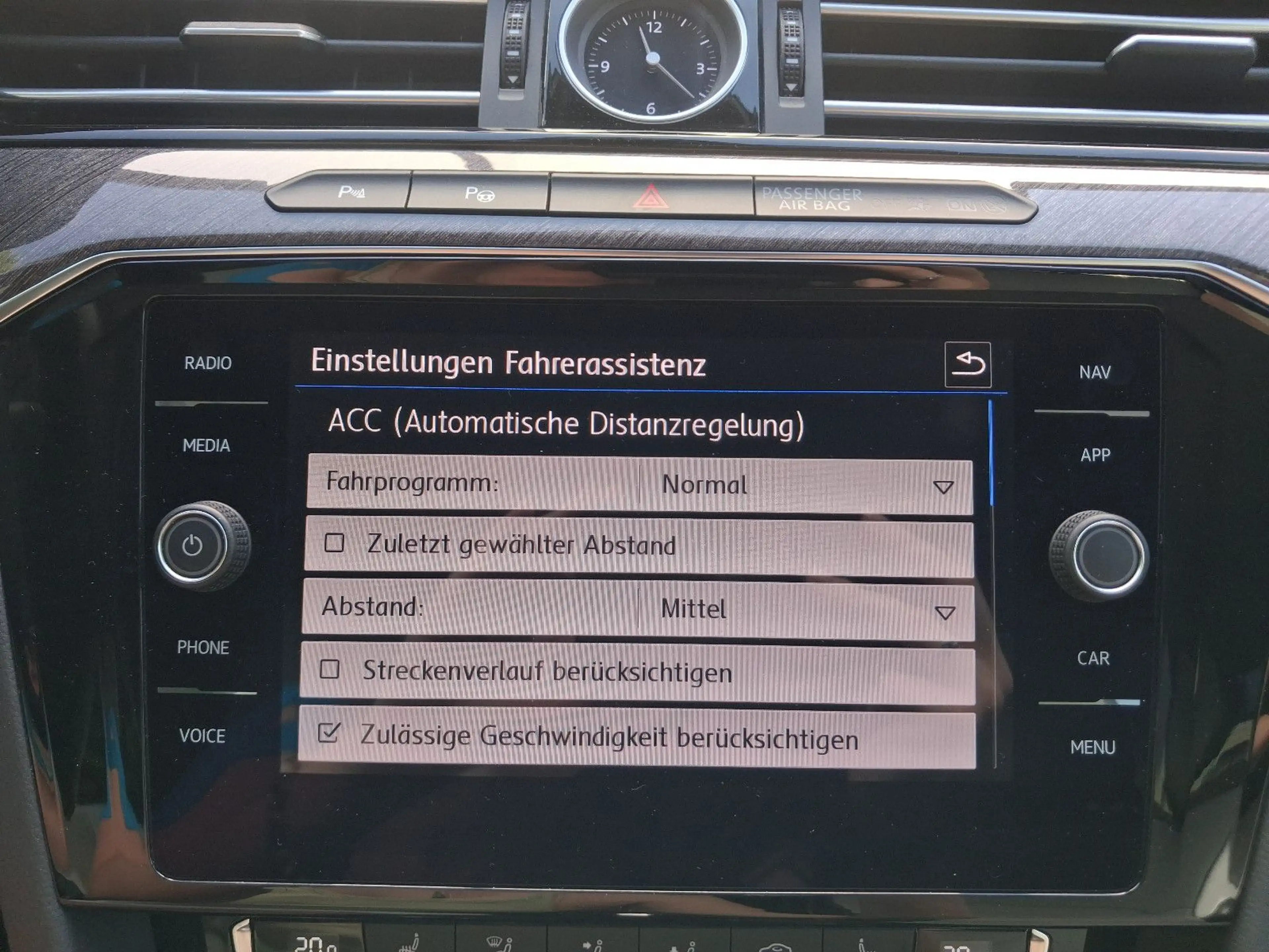 Volkswagen Arteon 2.0 TSI DSG Elegance LED+KAMERA+STANDHZG. — photo 18