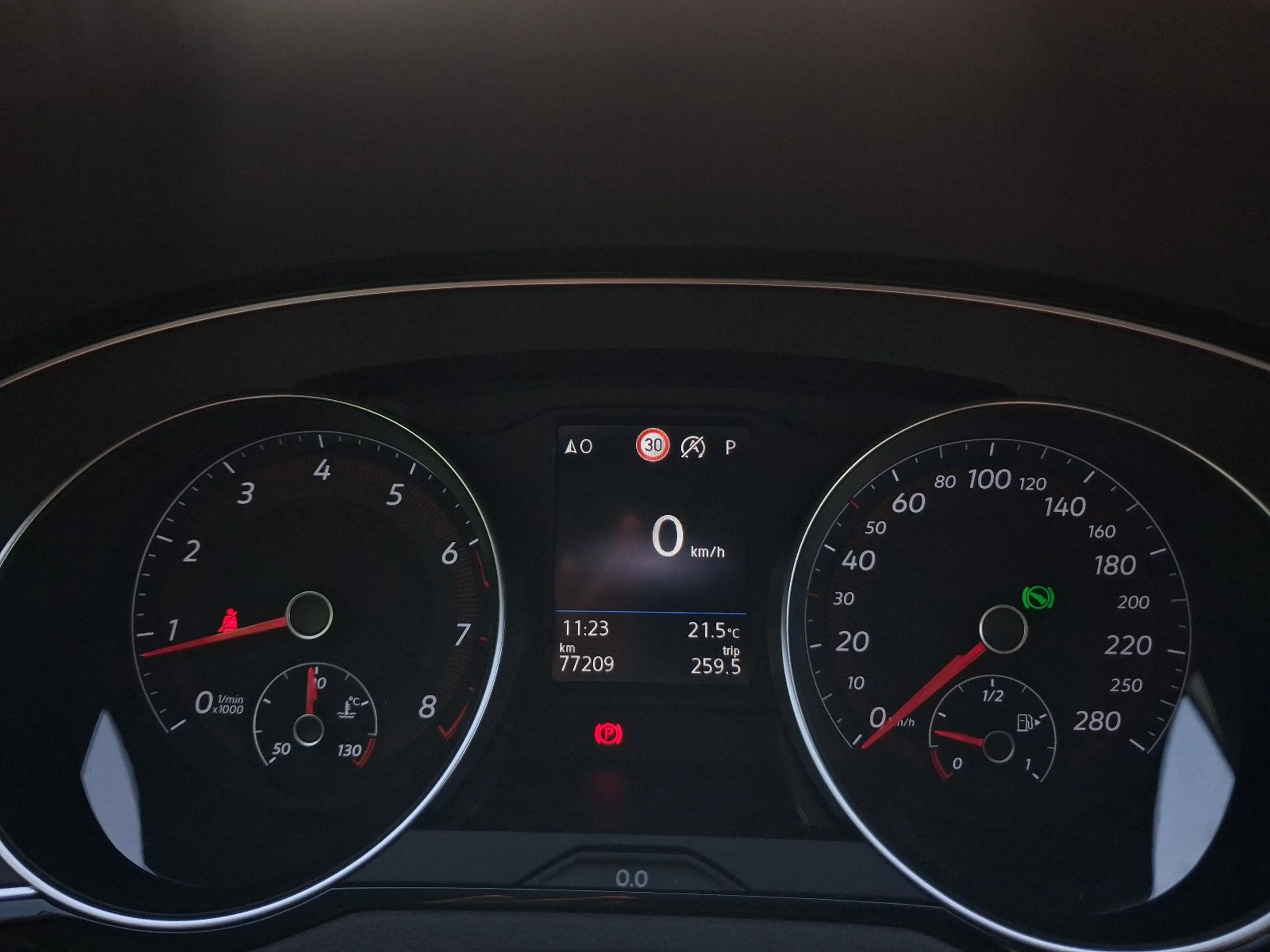 Volkswagen Arteon 2.0 TSI DSG Elegance LED+KAMERA+STANDHZG. — photo 22