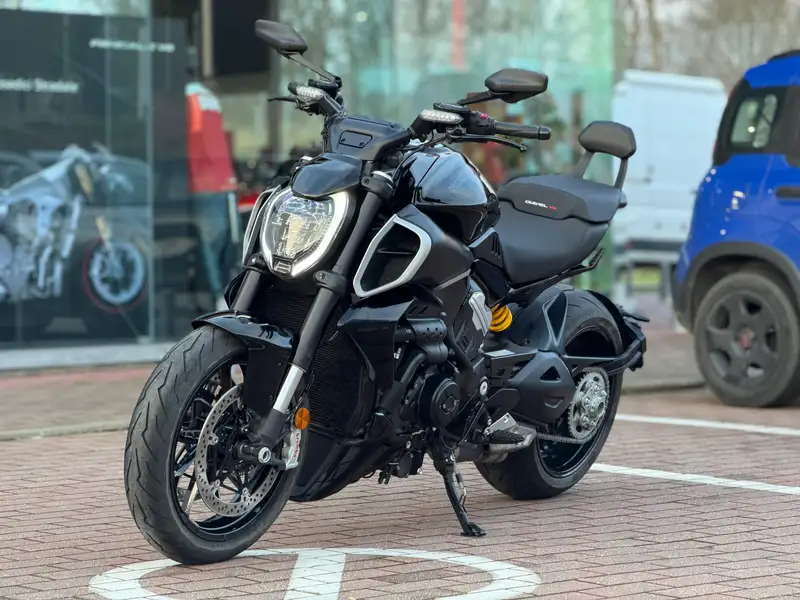 Ducati Diavel - foto 2