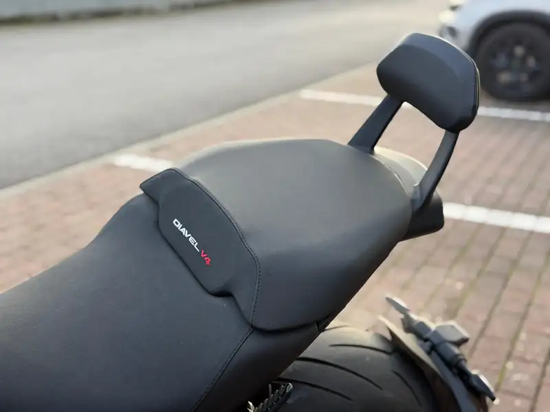 Ducati Diavel - foto 4