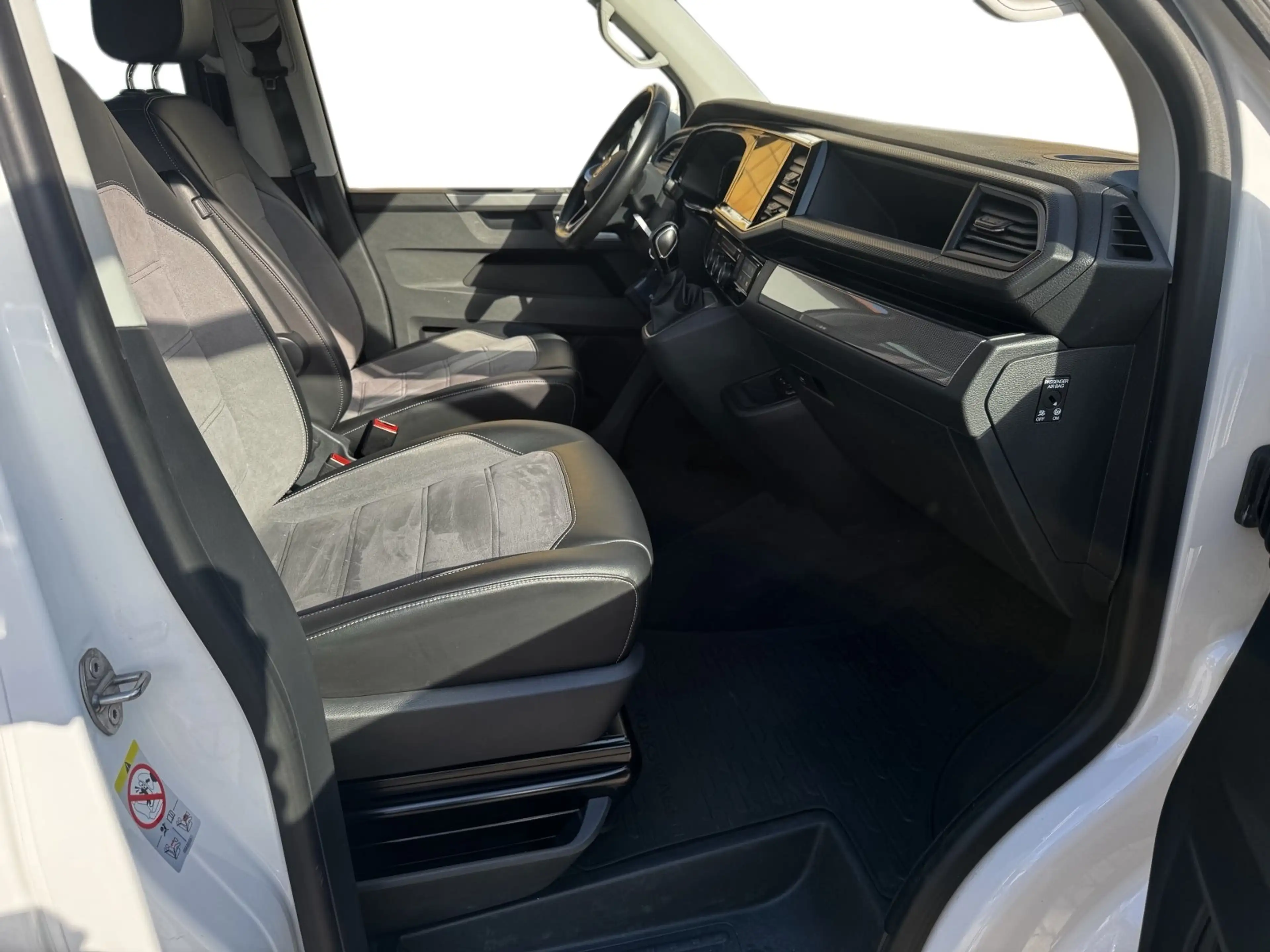 Volkswagen T6.1 Multivan Highline 4Motion 2.0 TDI KR +KUNDENAUFTRAG+ — photo 7