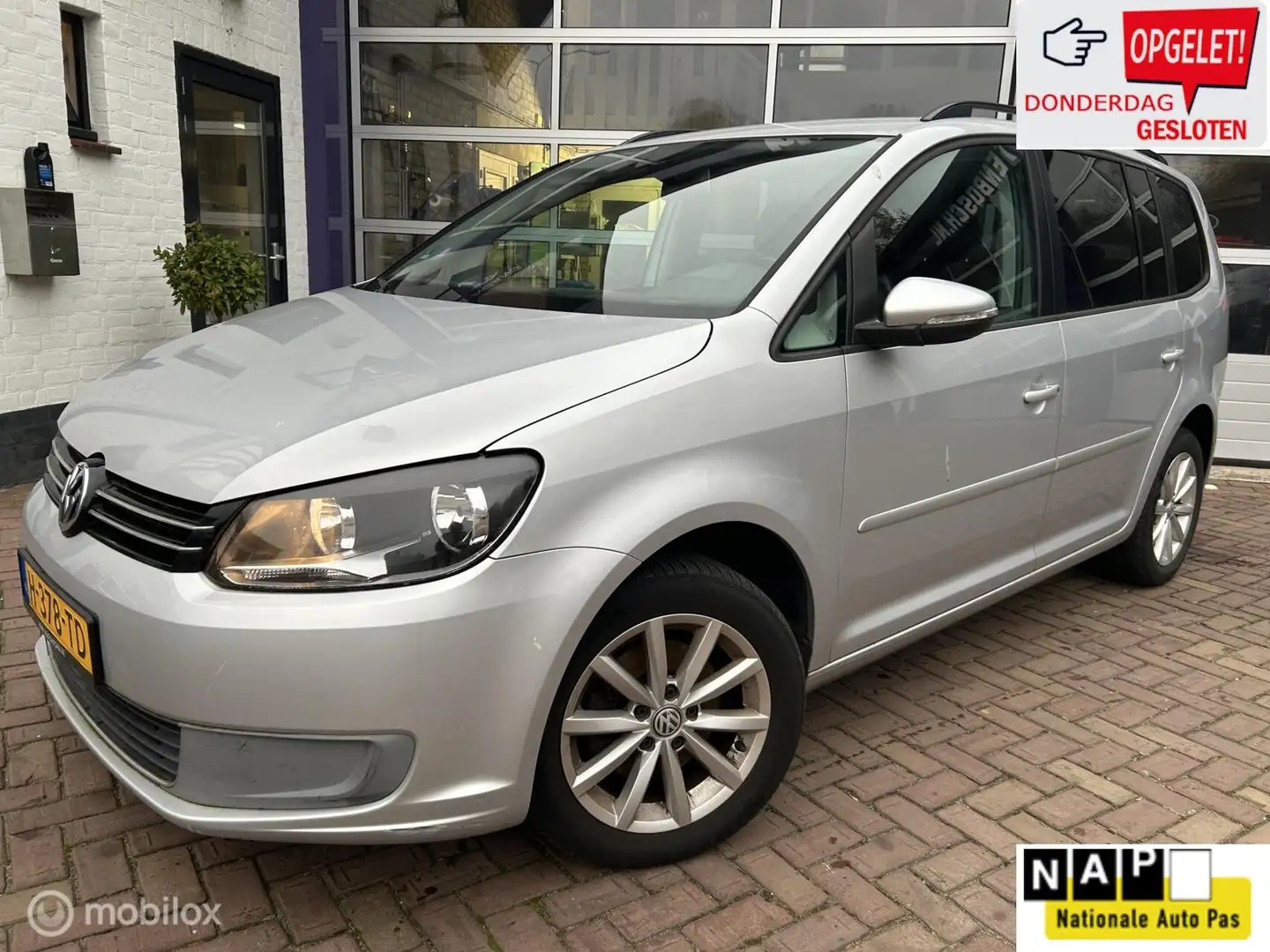Volkswagen Touran 1.4 TSI Trendline 7p * AUTOMAAT * TREKHAAK Grijs - 1