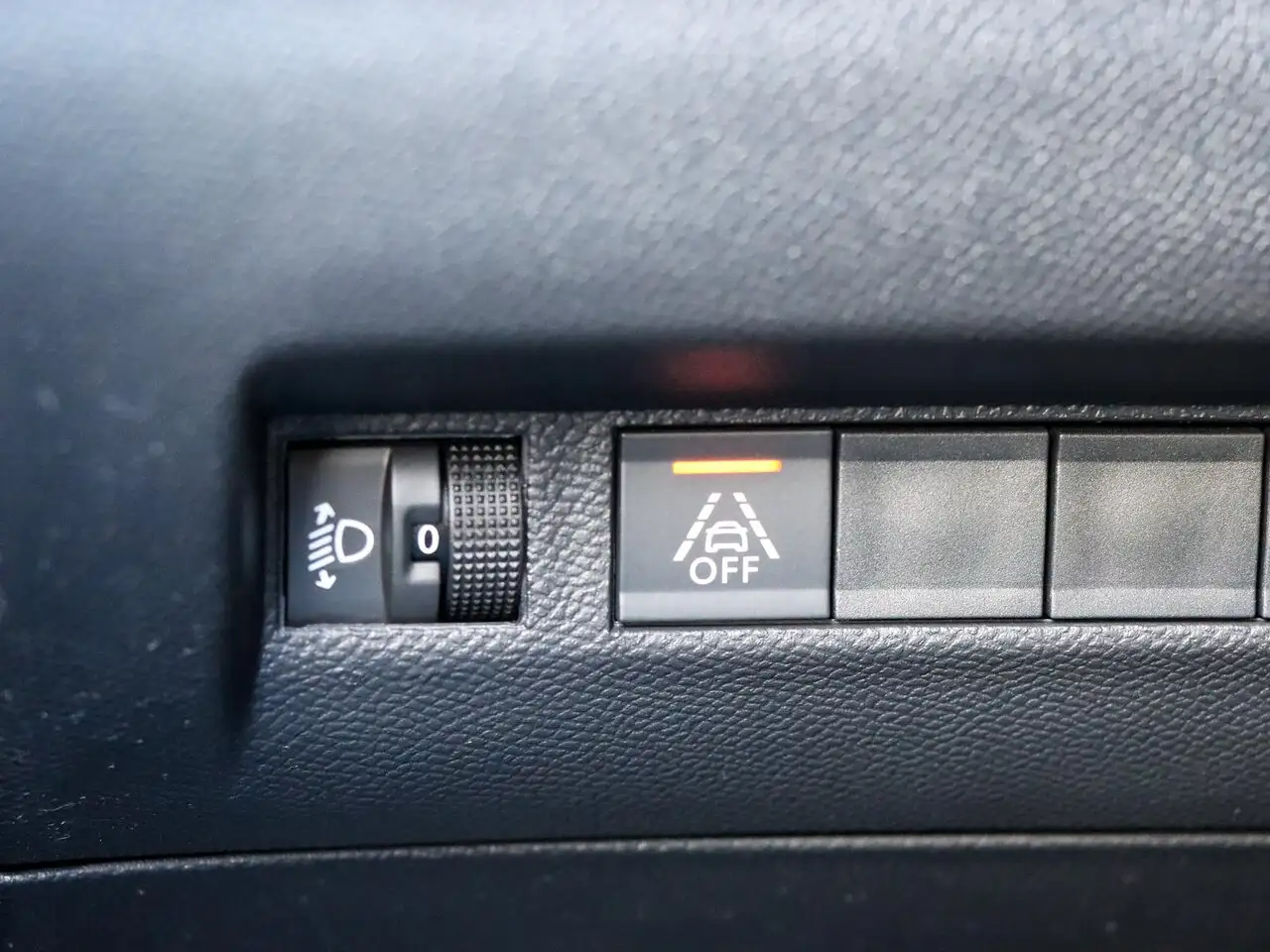Peugeot 208 Active 1.2 75 PK GPS CAMERA, миниатюра 19