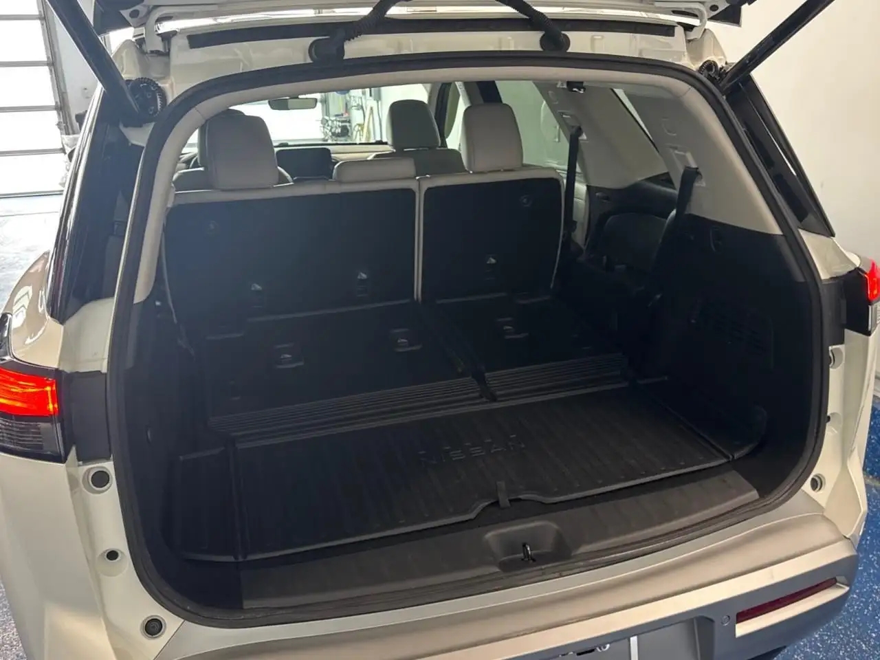 Nissan Pathfinder fotografie Nissan Pathfinder